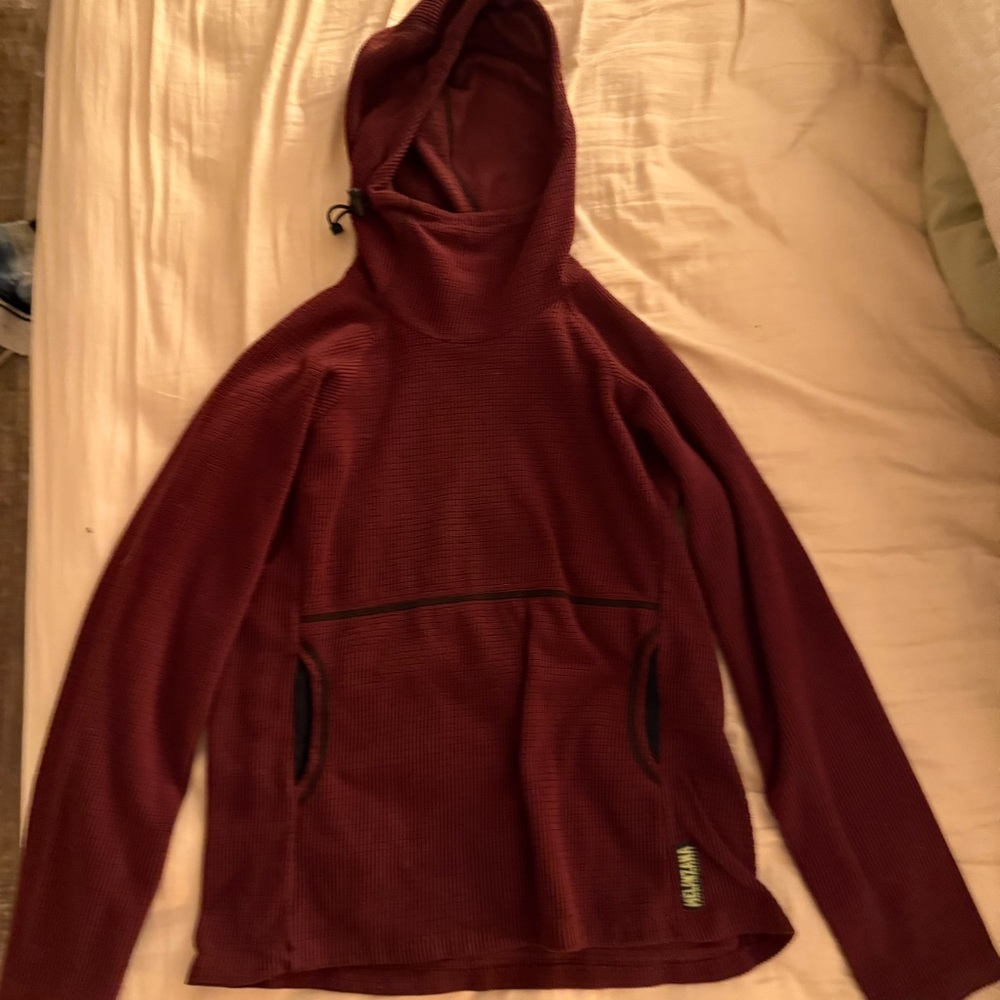 Melanzana Maroon size S